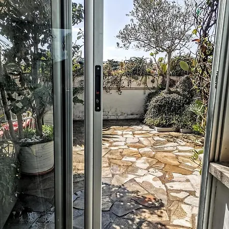 Housegardenfleming Rome