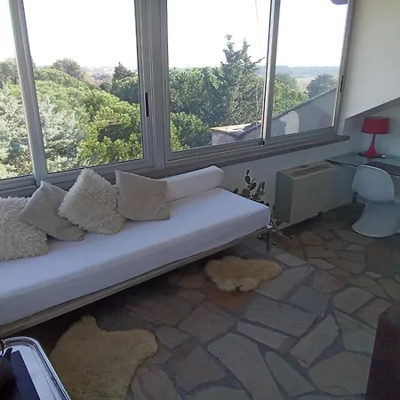 Housegardenfleming Apartman