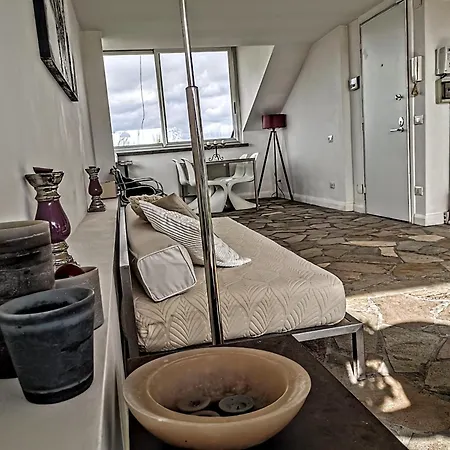 Apartment Housegardenfleming Rome
