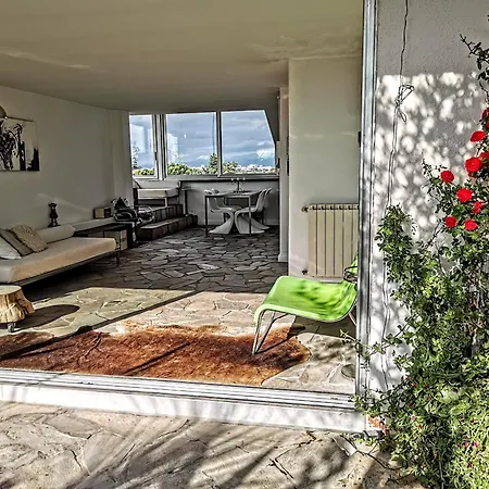 Housegardenfleming *
